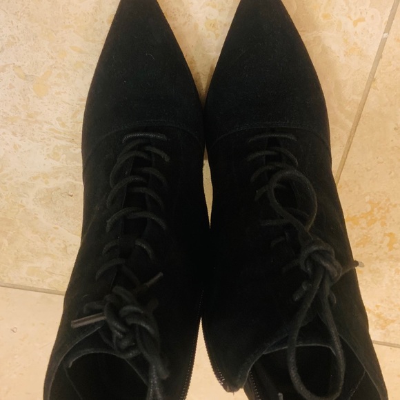 Suede Black Ankle Stiletto Booties Size 9 - Picture 6 of 6